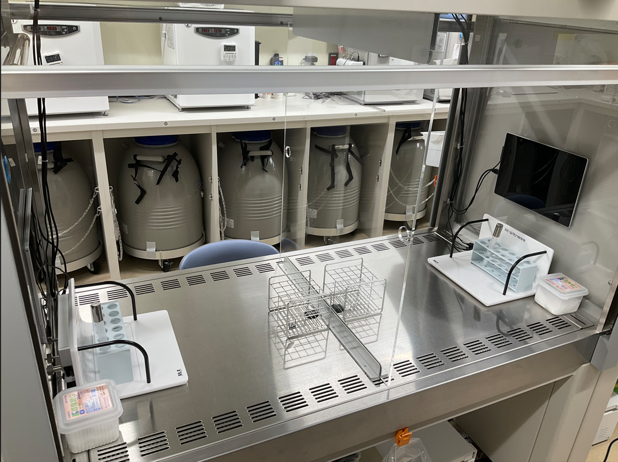 培養室の年末大掃除 培養室の年末大掃除